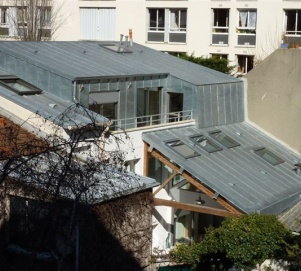 Sur�l�vation d'une maison de ville, Paris XXe