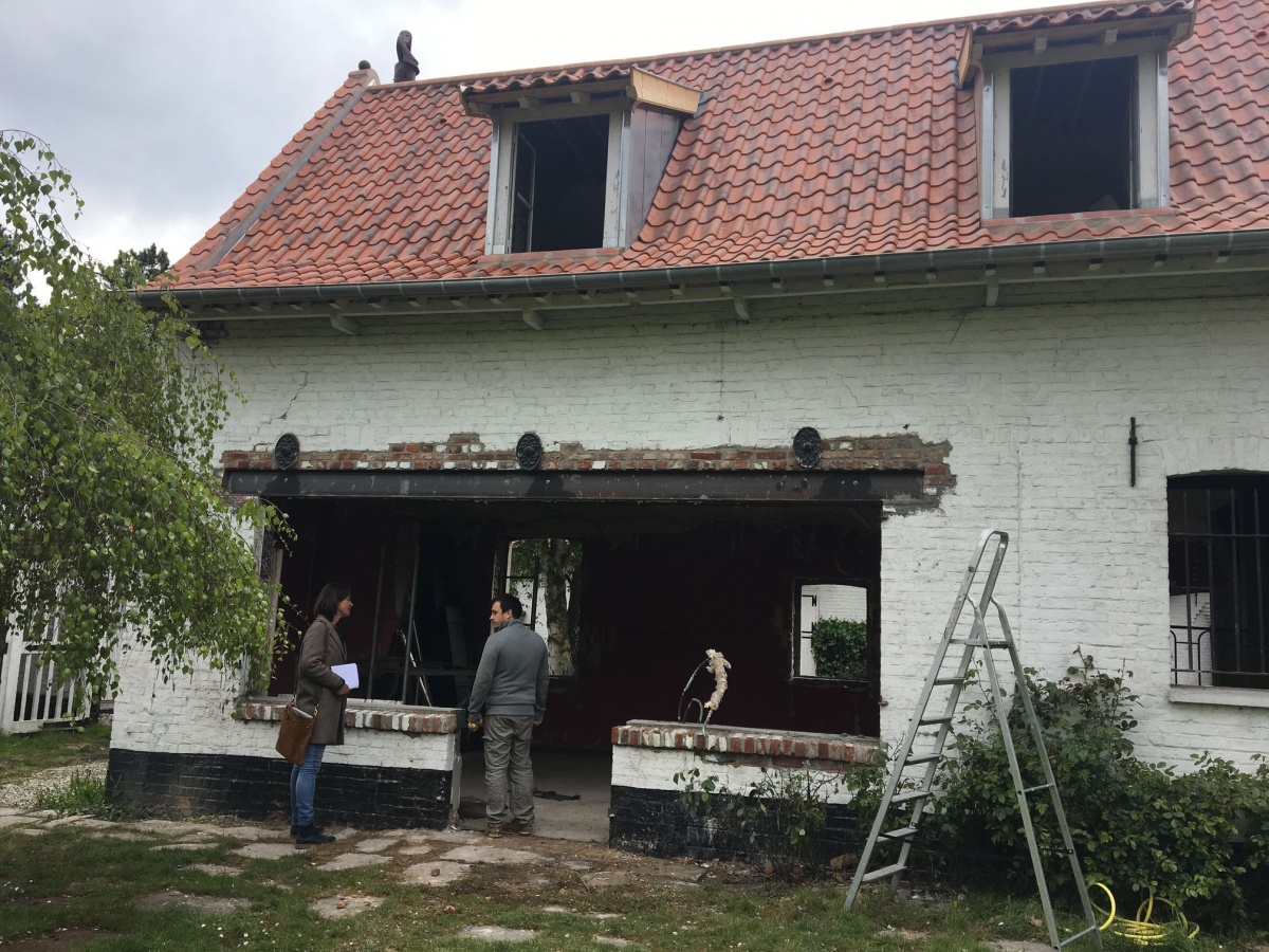 R�novation d'une ferme � Croix : chantier