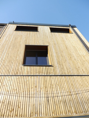 Rhabilitation et extension dun immeuble de bureaux : 3 Facade bois