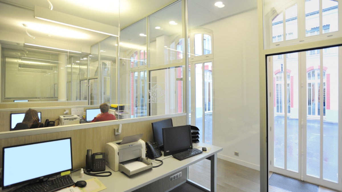 BUREAUX CR/ 02