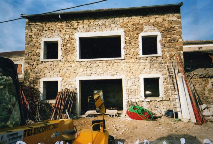 R�novation et extension d'un ancien corps de ferme : R�alisation