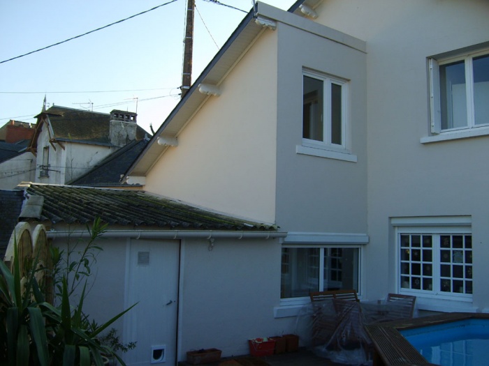 Sur�l�vation d'une maison : Fa�ade jardin existant