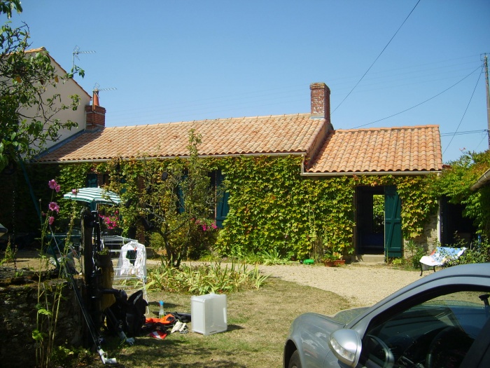 Sur�l�vation d'une maison et construction d'un garage