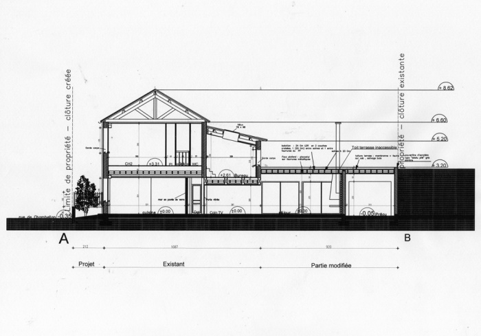 R�novation d'une maison et am�nagement de son extension ( projet en cours ) : Coupe projet extension