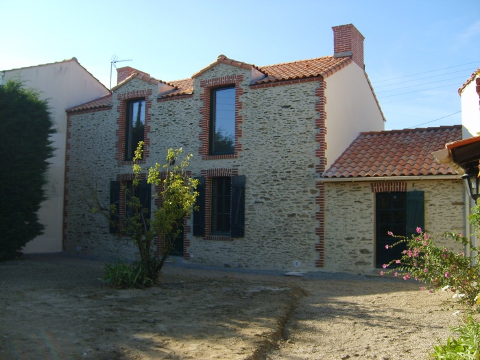 Sur�l�vation d'une maison et construction d'un garage : Apr�s