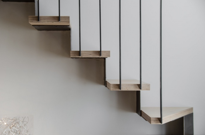 Appartement PE : L'escalier en bois et métal
