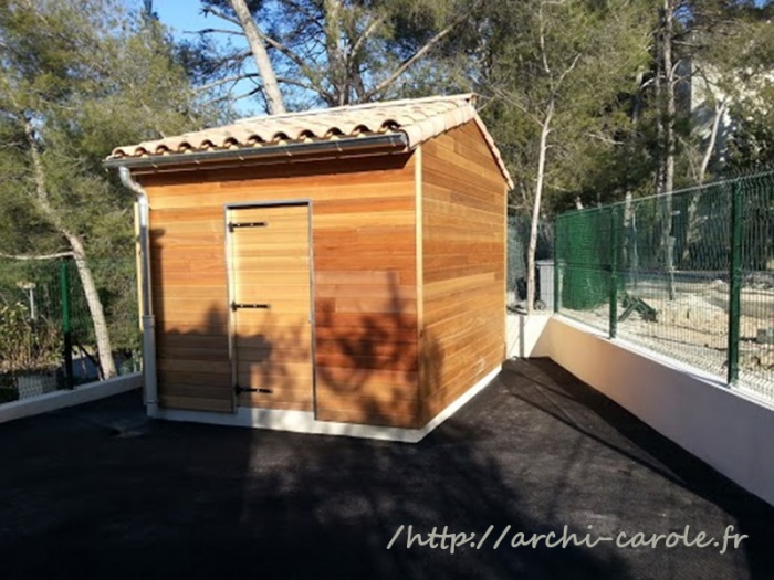 Chaufferie ossature bois et chaudi�re � granul�s : local granul�