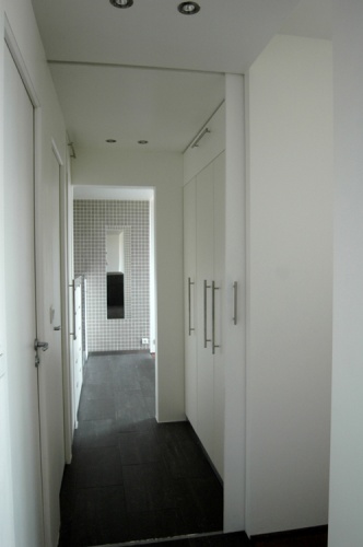 Appartement en open space : couloir dressing