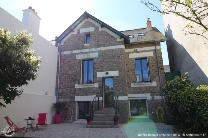 R�novation d'une maison de caract�re : Fa�ade