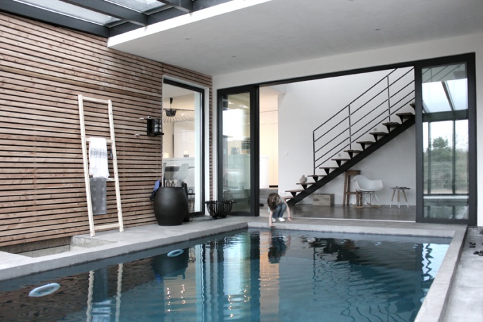 Maison ossature bois : Maison architecte chessy piscine