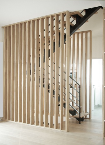 Rénovation + surélévation d'un pavillon : yeme-saunier-nogent-escalier