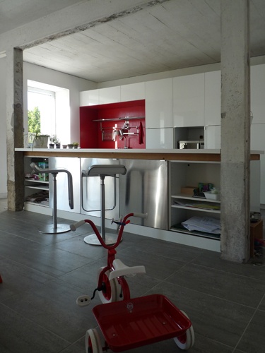 R�habilitation d'une grange  en maison d'habitation : ilotcuisine.JPG