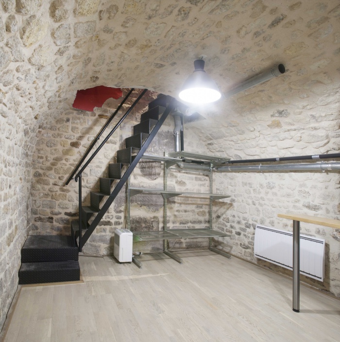 LOFT SOUPLEX B : l'escalier du sous-sol